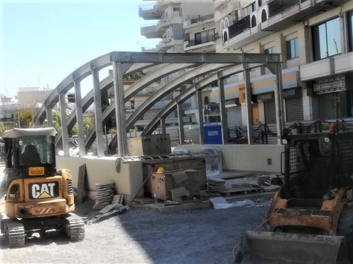 ΜΕΤΡΟ ΚΑΛΑΜΑΡΙΑΣ ΕΙΣ ΚΟΝΤΑ