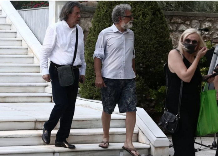 Screenshot 2022-07-26 at 10-01-41 Το... χάλασε ο Ιωάννης Στρατάκης -Επανέρχεται με ειρωνικά σχόλια και ιδρύει... «Το κόμμα της σαγιονάρας» - iefimerida.gr