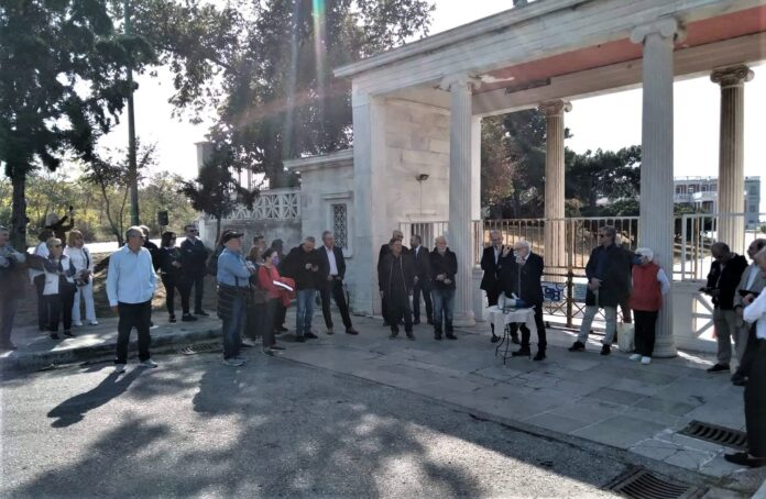 ΠΑΛΑΤΑΚΙ ΜΑΜΕΛΗΣ (2)