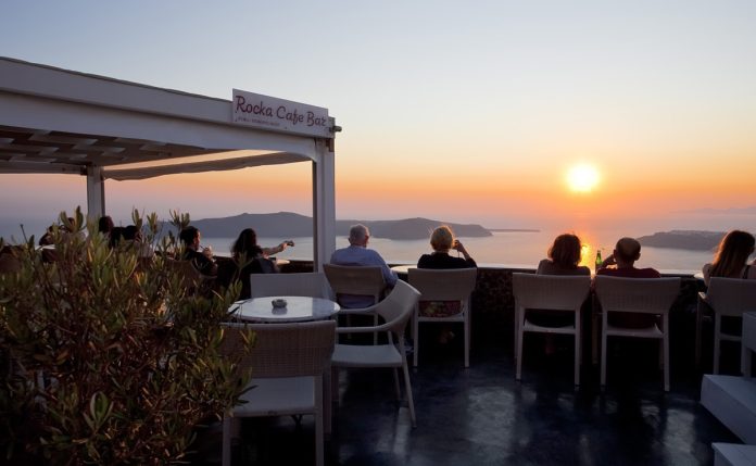 santorini-cafe-bar_b