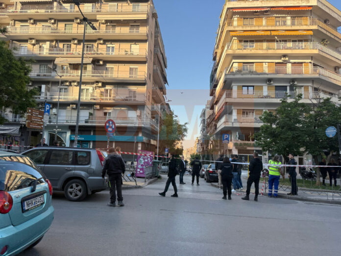 BOMBA AG DHMHTRIOY PALTONOS